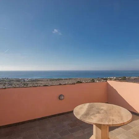 Holiday Ot7 Custom Build With Amazing Sea Views *